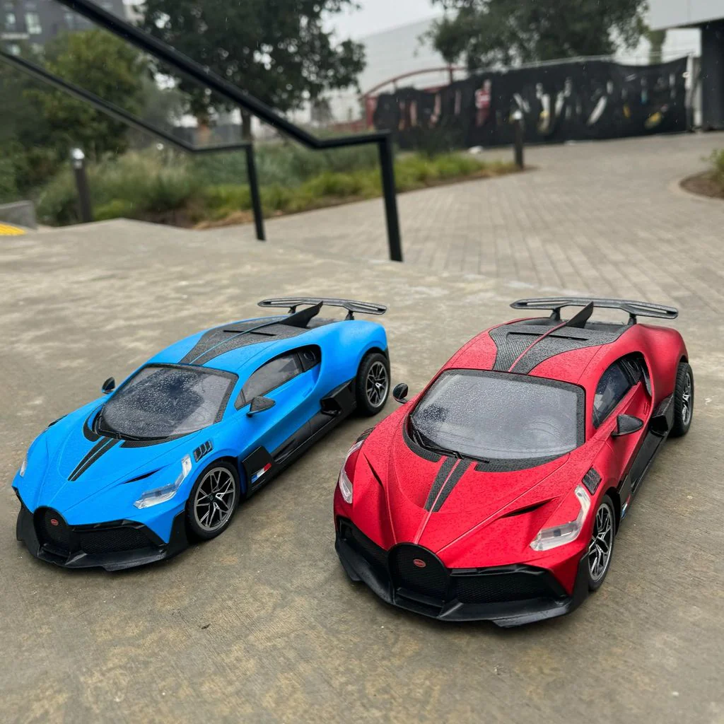 Bugatti Divo Electric RC Hyper Racing Car - 1:14 Scale Replica - Image 6