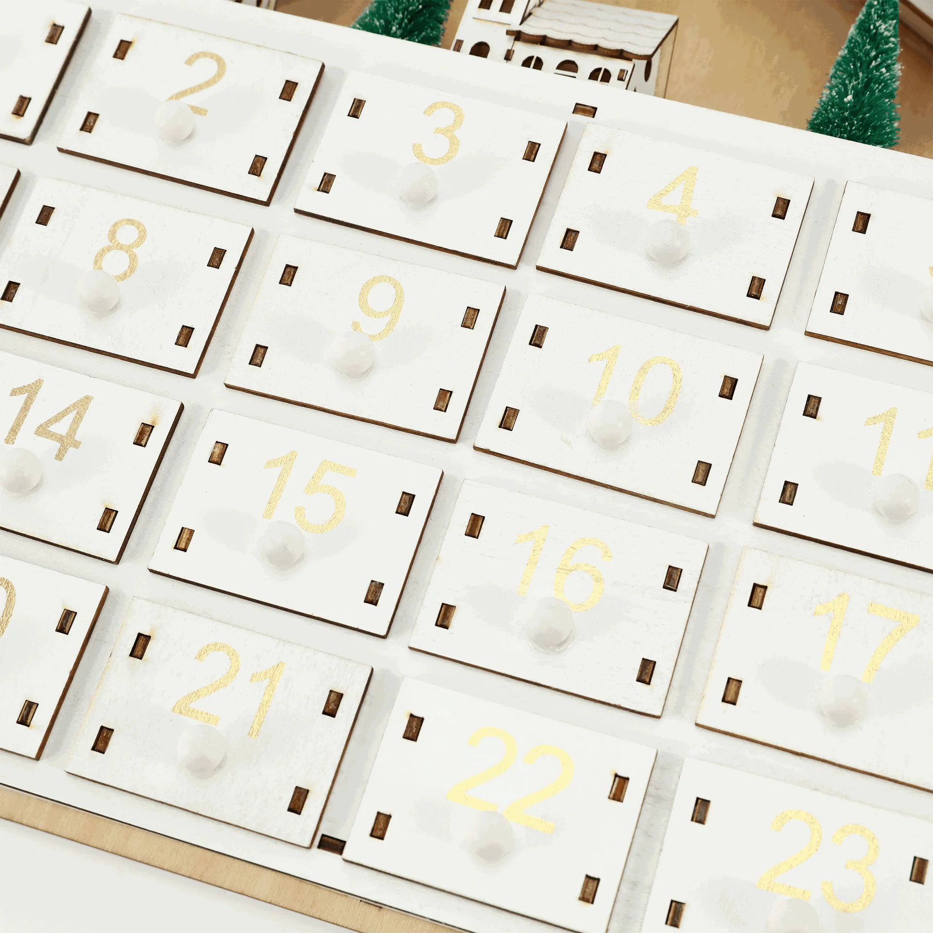 DIY LED Light-Up Wooden Advent Calendar – 24-Day Christmas Countdown Decoration - Image 3