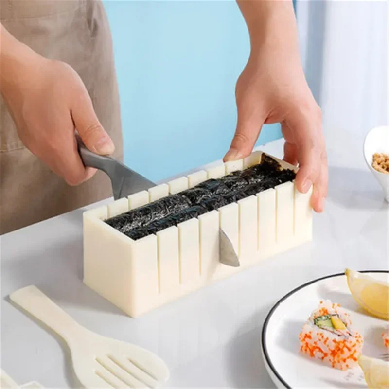 DIY Sushi Mold - Image 2
