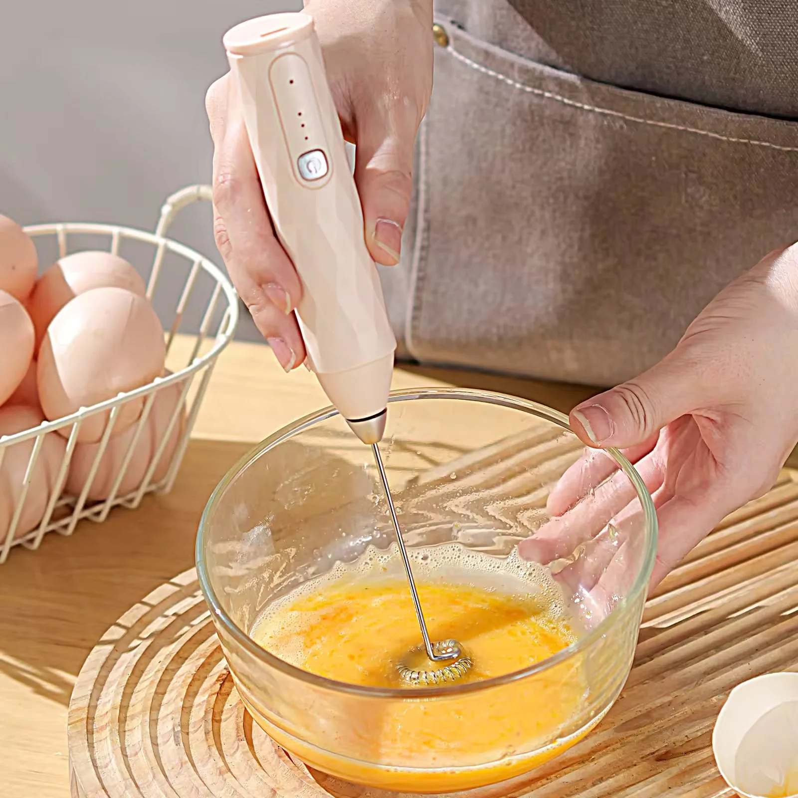Mini Electric Handheld Milk Frother – USB Rechargeable Coffee, Latte & Cocktail Mixer - Image 7
