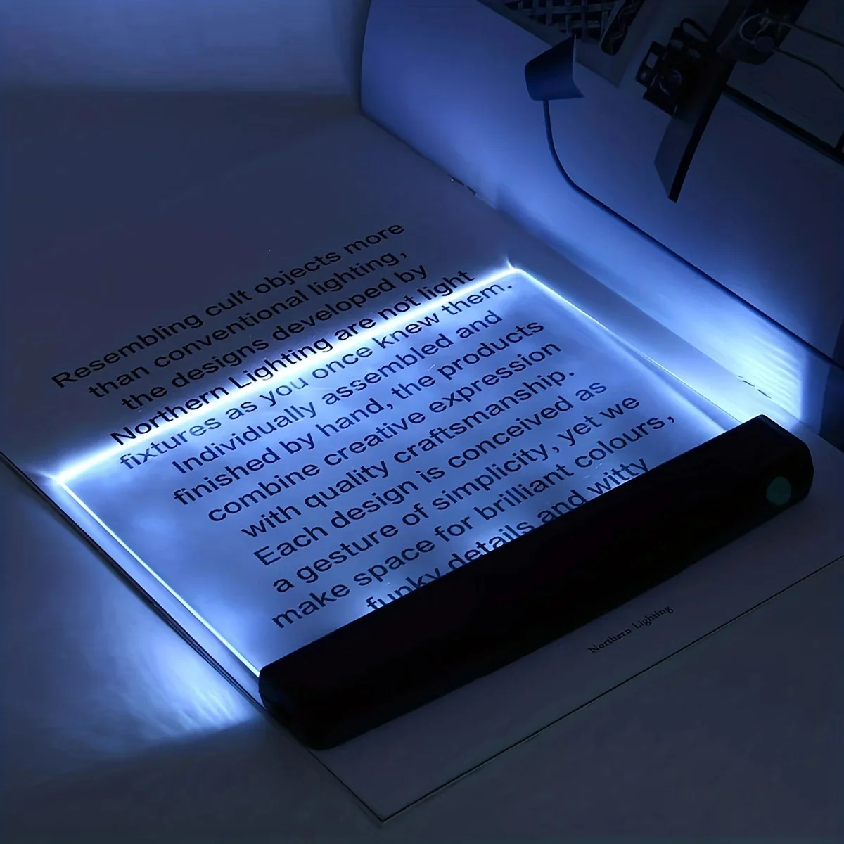 Multifunctional Flat-panel Reading Lamp - Image 5