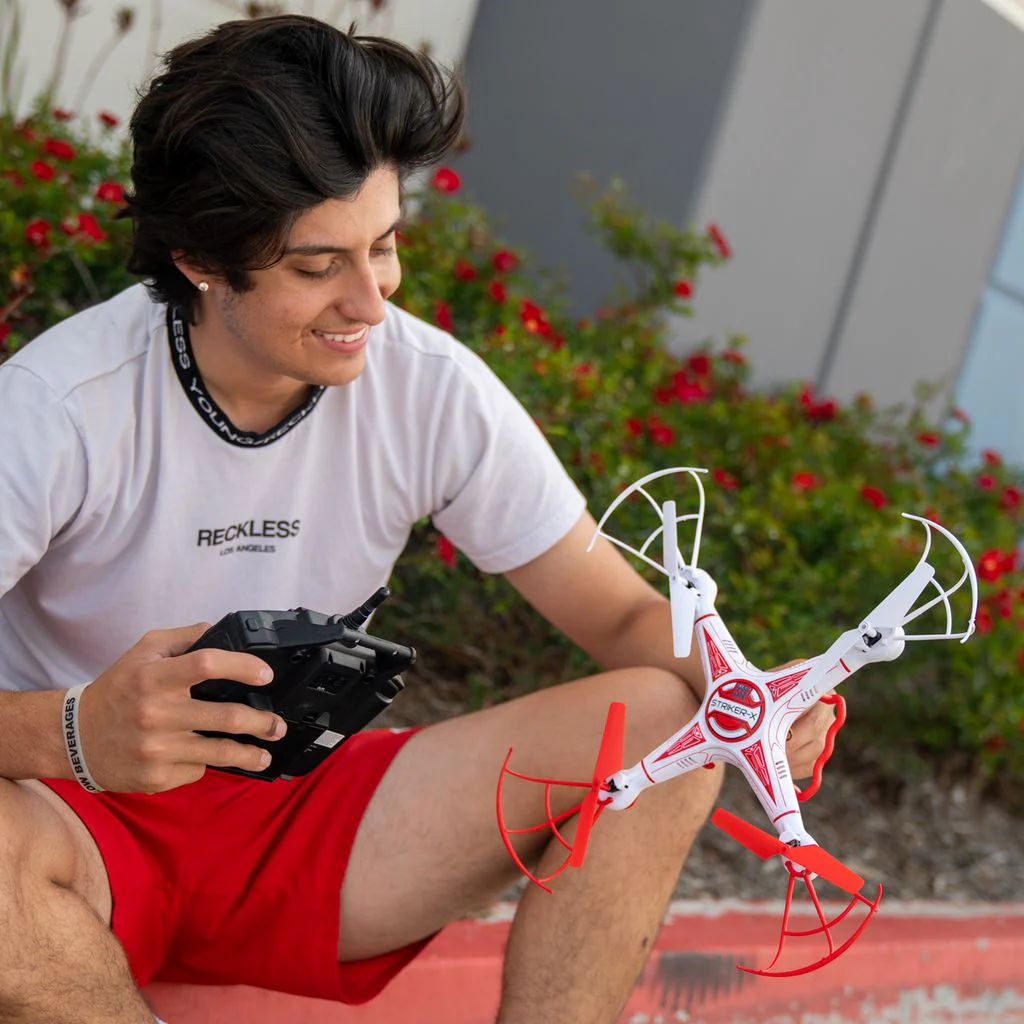 Striker-X HD Camera Drone – 2.4GHz RC Quadcopter with HD Video & Photo Capture - Image 2